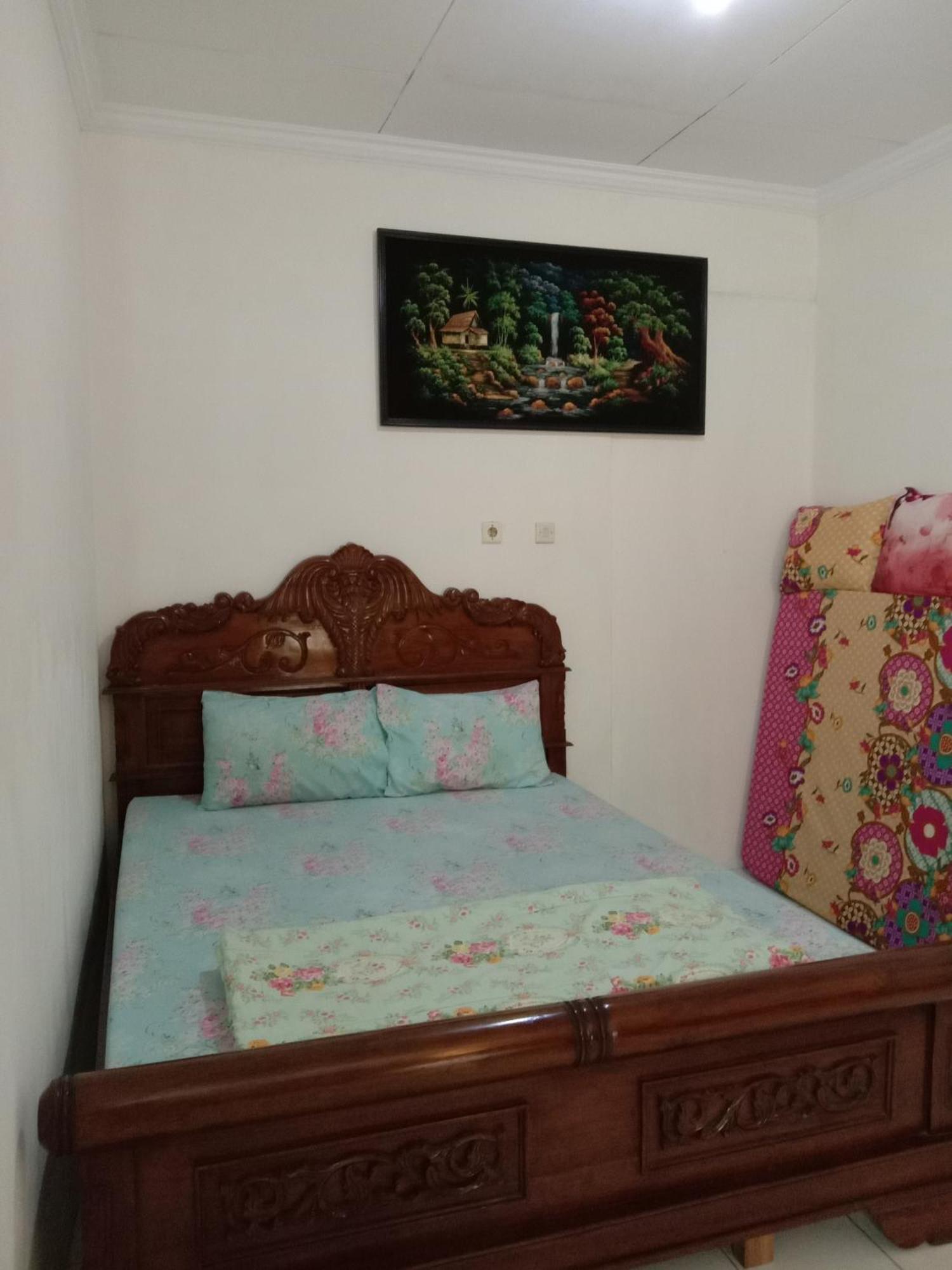Rumah Ukhi Guest House Cebongan ภายนอก รูปภาพ