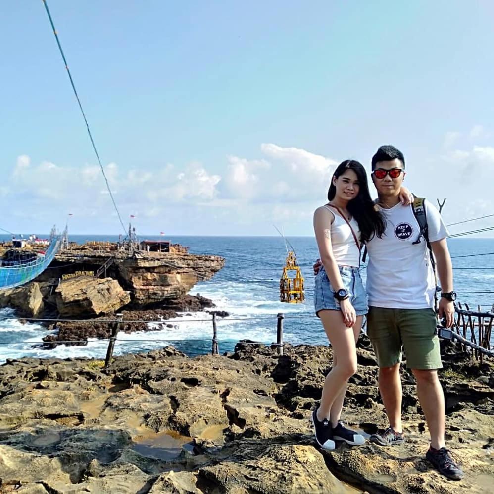 Rumah Ukhi Guest House Cebongan ภายนอก รูปภาพ