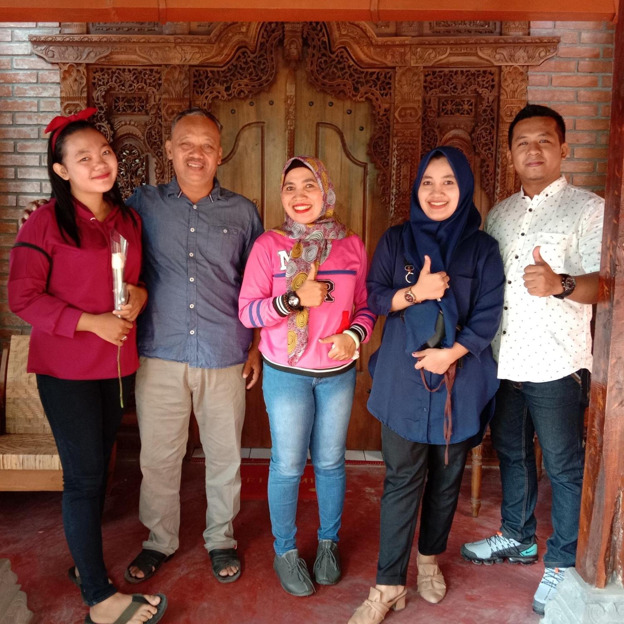 Rumah Ukhi Guest House Cebongan ภายนอก รูปภาพ