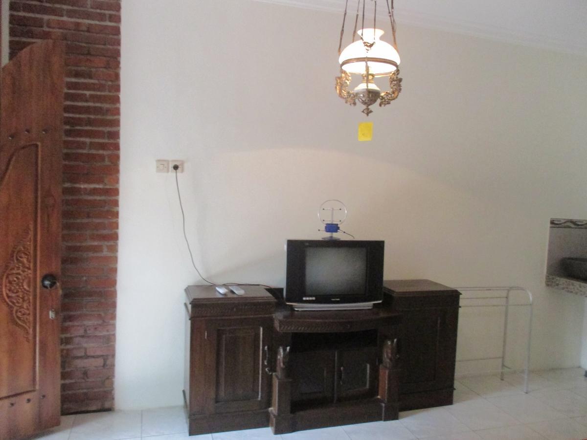 Rumah Ukhi Guest House Cebongan ภายนอก รูปภาพ