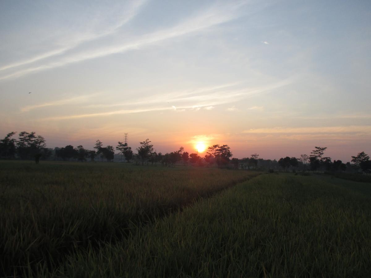 Rumah Ukhi Guest House Cebongan ภายนอก รูปภาพ
