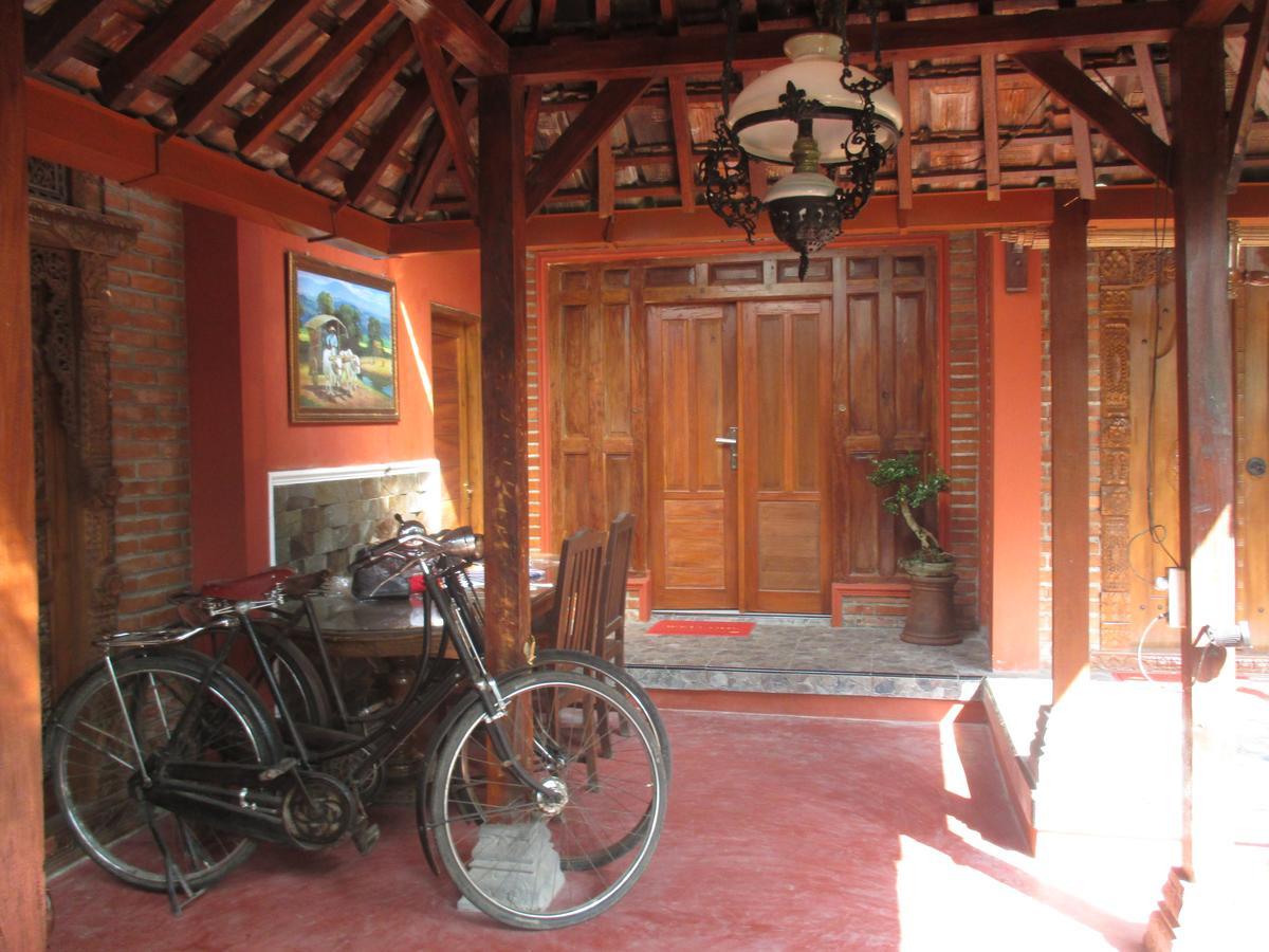 Rumah Ukhi Guest House Cebongan ภายนอก รูปภาพ
